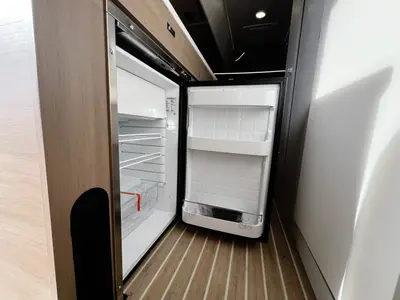 2027 Entegra Coach Insignia photo 7