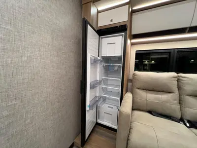 2027 Tiffin Motorhomes Wayfarer photo 13