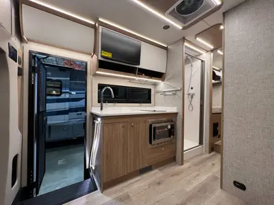 2027 Tiffin Motorhomes Wayfarer photo 6