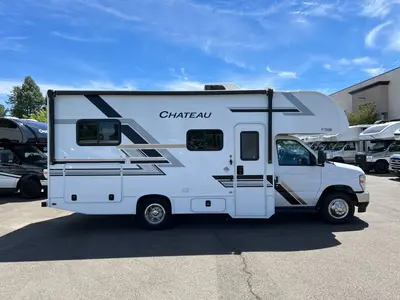 2027 Thor Motor Coach Chateau photo 20