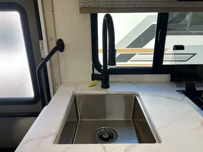 2027 Thor Motor Coach Chateau photo 15