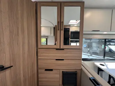 2027 Thor Motor Coach Chateau photo 10