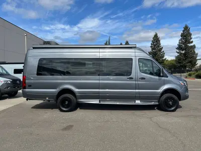 2027 Entegra Coach Insignia photo 15