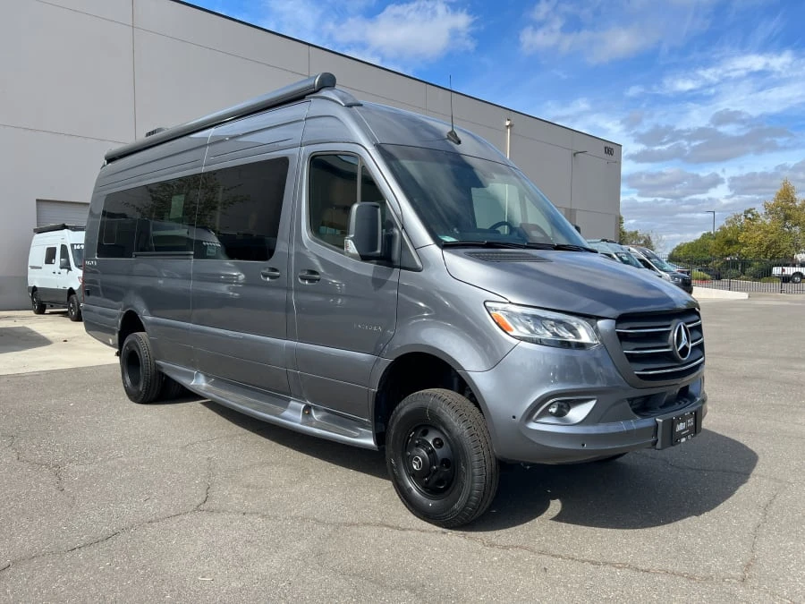 2027 Entegra Coach Insignia exterior