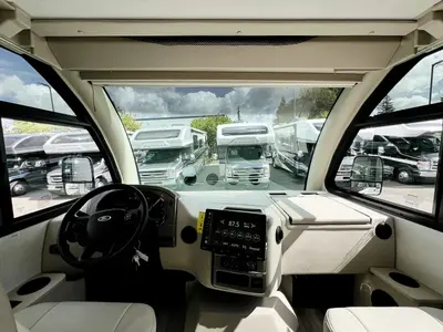 2027 Thor Motor Coach Axis photo 2