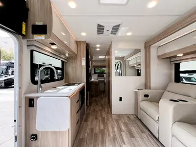 2027 Thor Motor Coach Axis photo 4