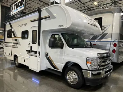 New 2027 Thor Motor Coach Chateau 21Z