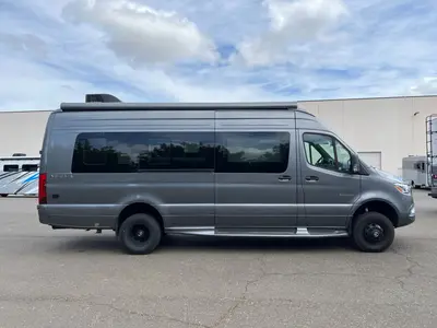 2027 Entegra Coach Insignia photo 12