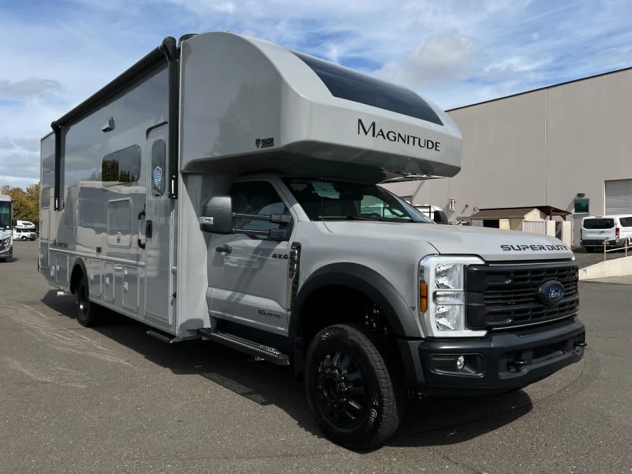 2027 Thor Motor Coach Magnitude exterior