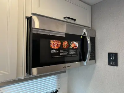 2027 Thor Motor Coach Magnitude photo 10