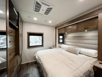 2027 Entegra Coach Vision XL photo 19