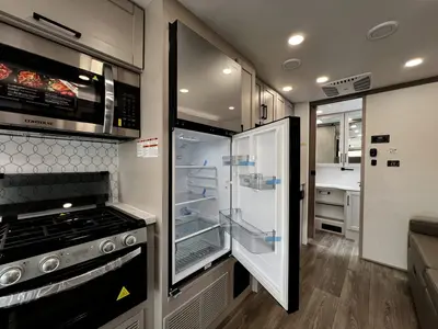 2027 Entegra Coach Odyssey photo 11