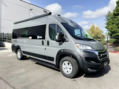 New 2027 Thor Motor Coach Sequence 20L