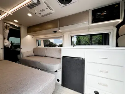 2027 Thor Motor Coach Sequence photo 4