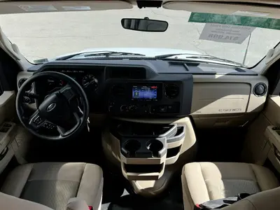 2027 Thor Motor Coach Chateau photo 2