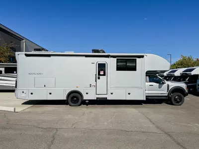 2027 Entegra Coach Accolade XT photo 24