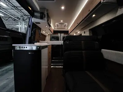 2027 Storyteller Overland Mode photo 3