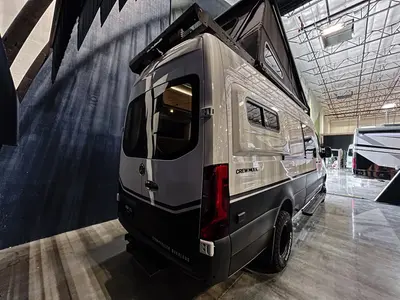 2027 Storyteller Overland Crew Mode photo 16