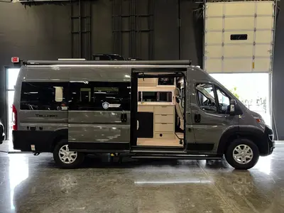 2027 Thor Motor Coach Tellaro photo 12