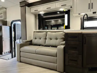 2027 Jayco Seneca photo 9