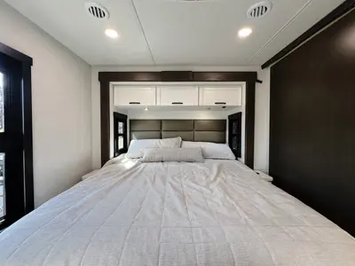2027 Jayco Seneca photo 20