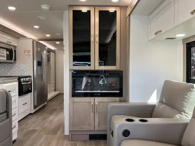 2027 Entegra Coach Vision XL photo 8
