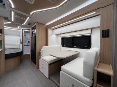 2027 Leisure Travel Unity photo 10