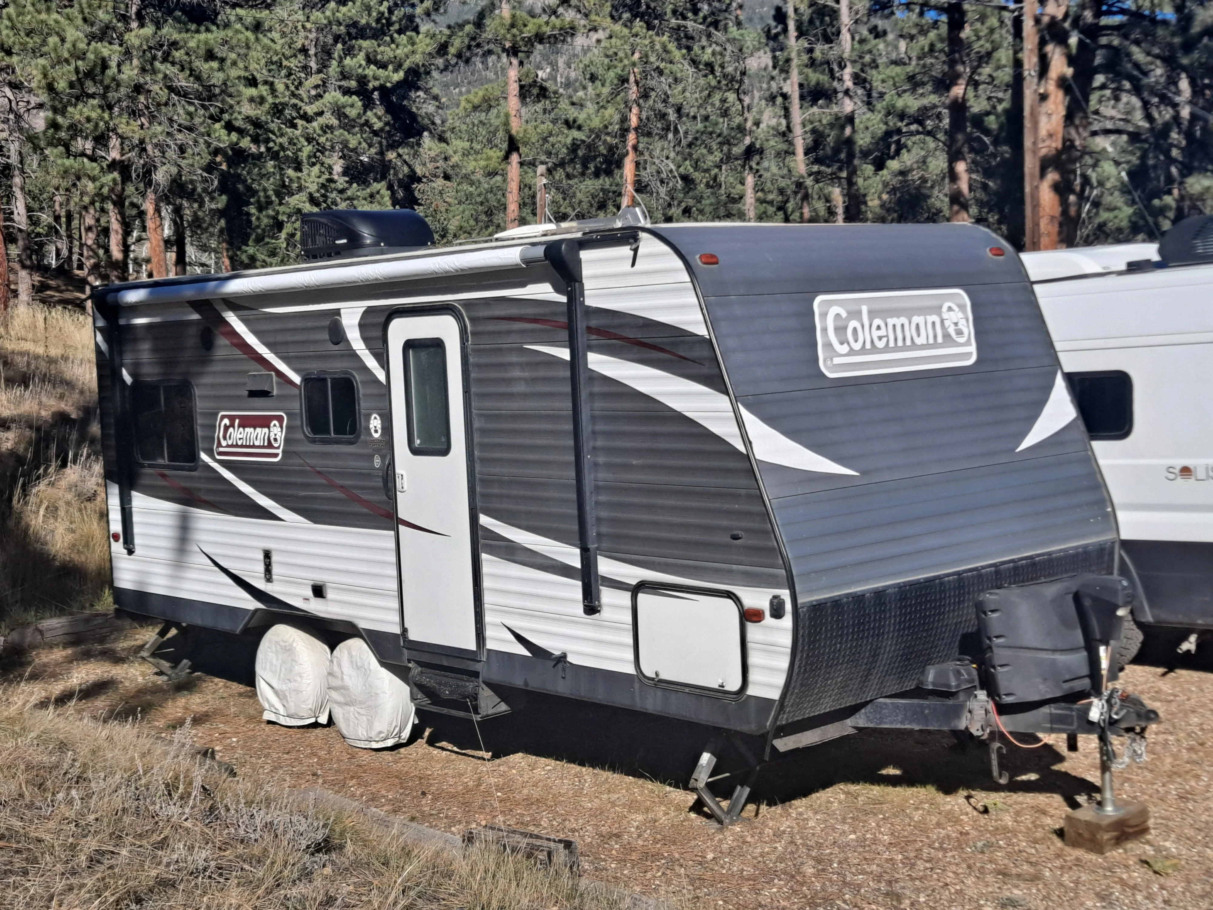 2018 COLEMAN LANTERN exterior