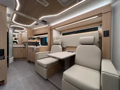 2027 Leisure Travel Unity photo 7