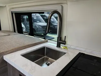 2027 Thor Motor Coach Scope photo 8