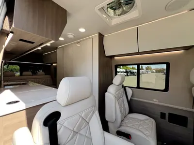 2027 Entegra Coach Insignia photo 5