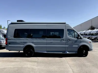 2027 Entegra Coach Insignia photo 16