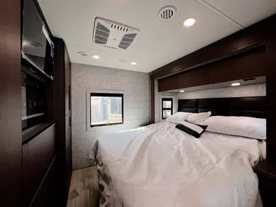 2027 Jayco Seneca XT photo 16