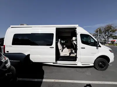 2027 Entegra Coach Insignia photo 15