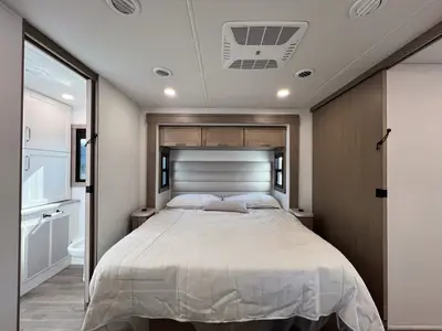 2027 Entegra Coach Vision XL photo 18