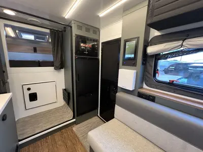 2027 Winnebago Arka photo 13
