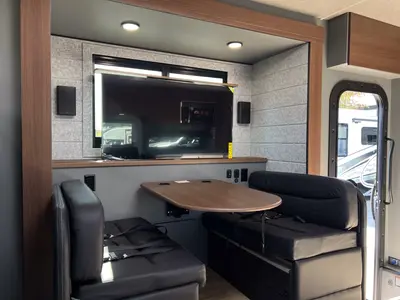2027 Entegra Coach Accolade XT photo 7