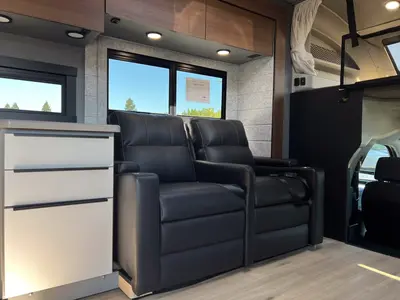 2027 Entegra Coach Accolade XT photo 9