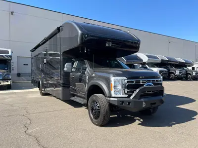 New 2027 Entegra Coach Accolade XT 35L