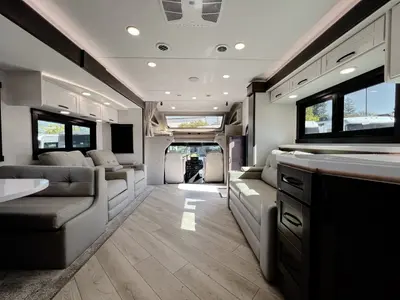 2027 Jayco Seneca photo 4