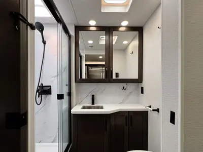 2027 Jayco Seneca photo 18