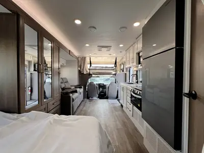 2027 Entegra Coach Odyssey photo 5