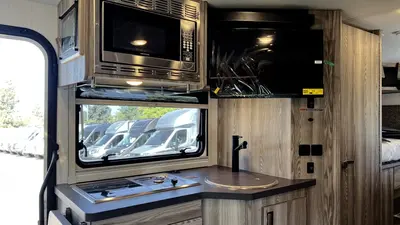 2027 Winnebago View photo 10