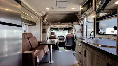 2027 Winnebago View photo 3