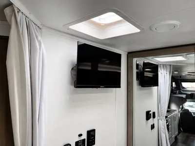2027 Entegra Coach Odyssey photo 10