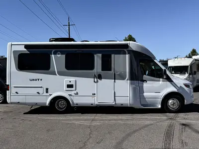 2027 Leisure Travel Unity photo 18