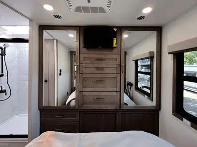 2027 Entegra Coach Odyssey photo 22