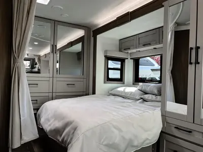 2027 Entegra Coach Odyssey photo 8
