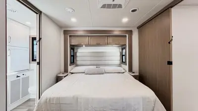 2027 Jayco Precept photo 18