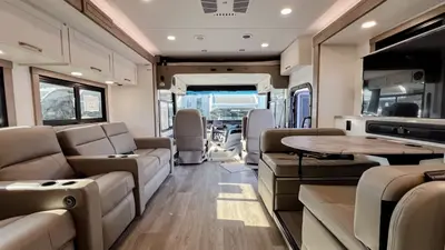 2027 Jayco Precept photo 4